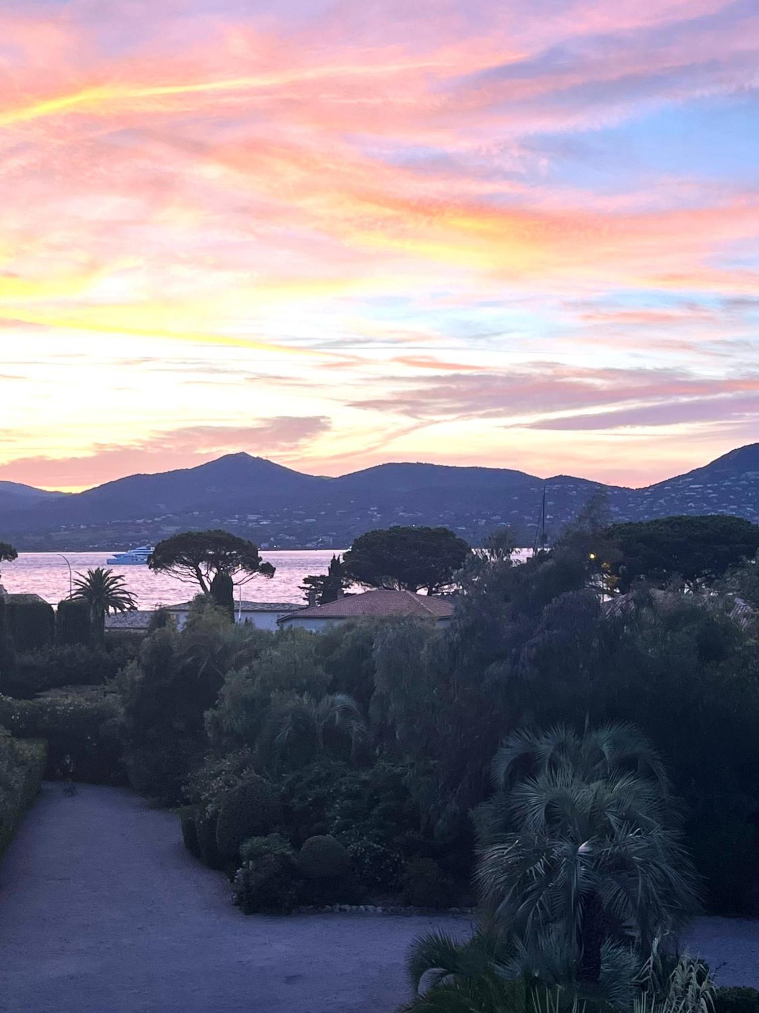 Terrasse Vue Mer - Appartement 6 Pers, 3 Chambres Et Parking A St Tropez Saint-Tropez Exterior foto